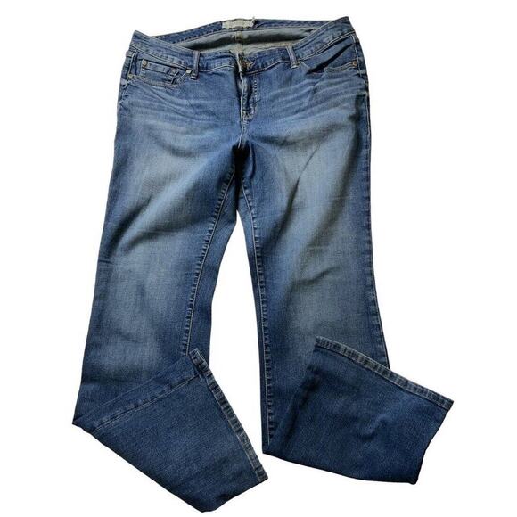 Torrid Jeans Women's Plus Size 18R Straight Stretch Blue Denim - Picture 4 of 10